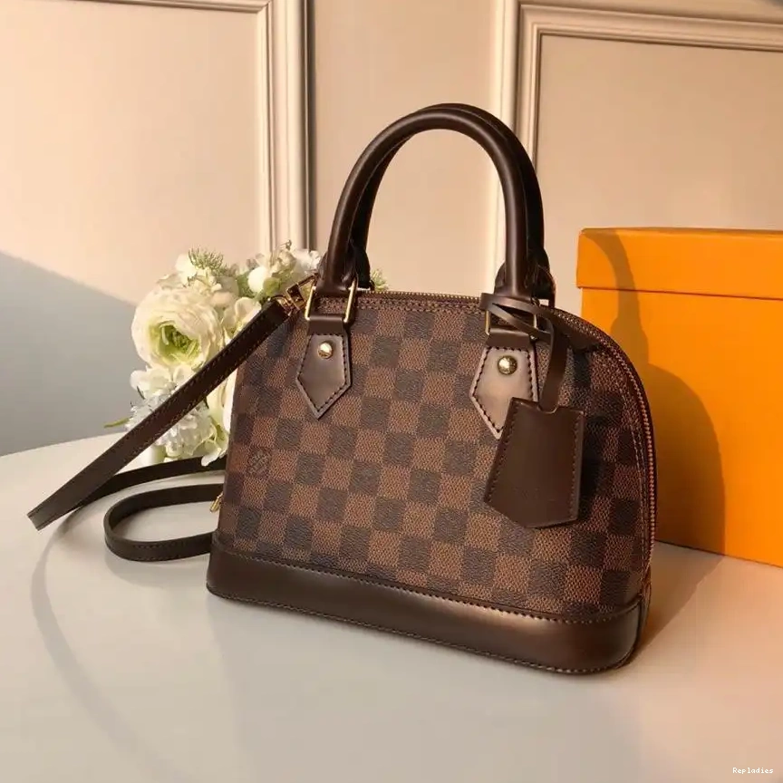 Cheap Louis Vuitton BB ALMA  0518